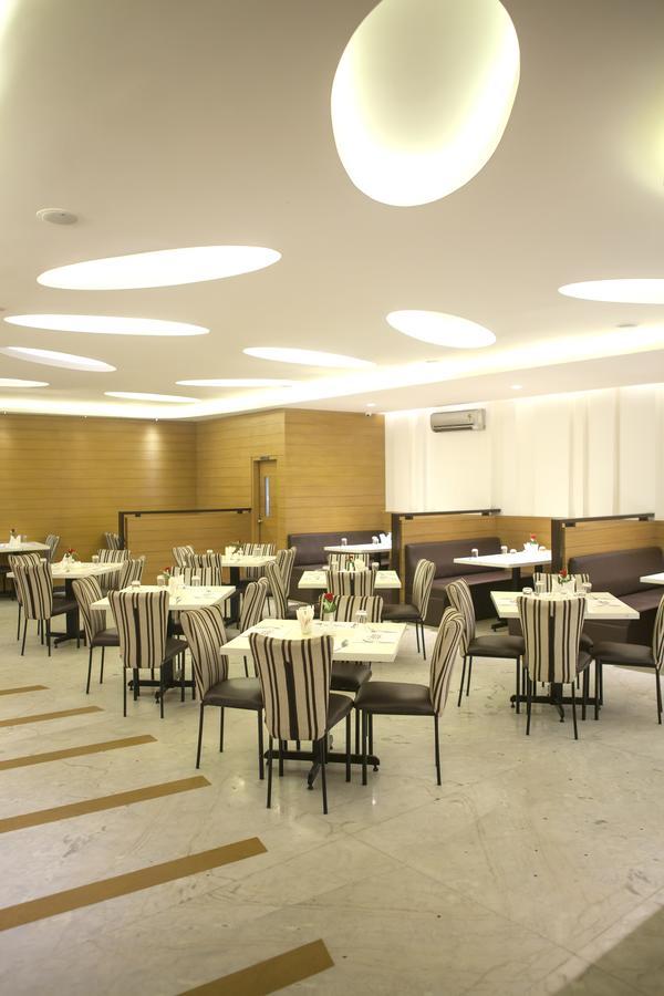 Comfy Luxury Hotel Bengaluru Zewnętrze zdjęcie