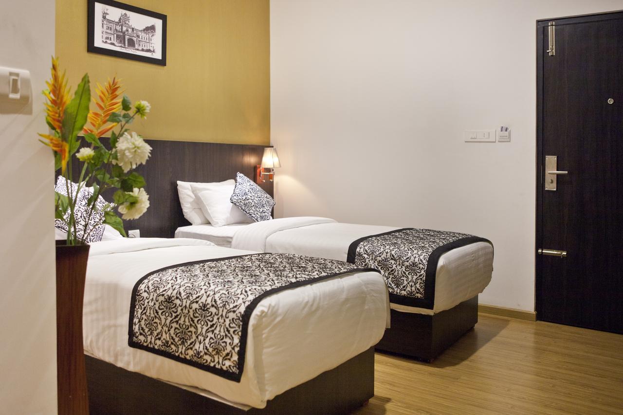 Comfy Luxury Hotel Bengaluru Zewnętrze zdjęcie