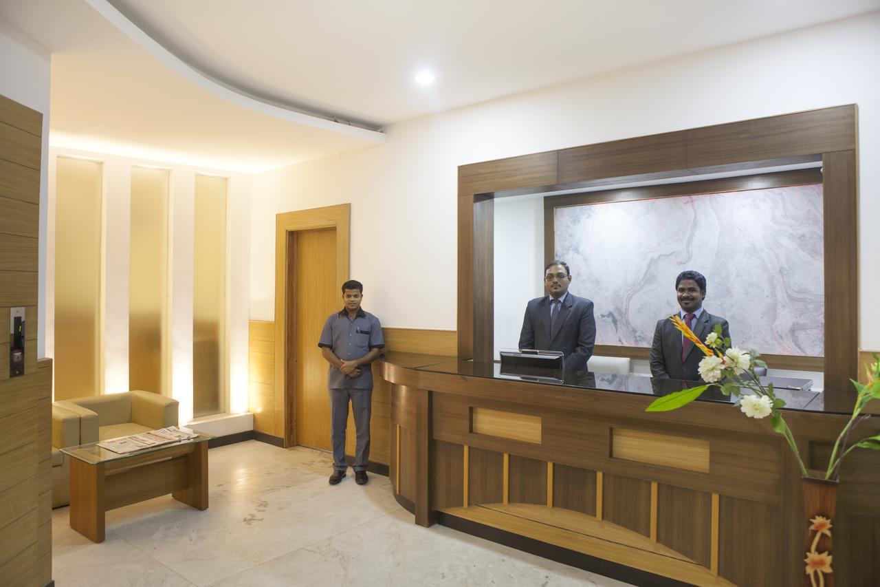 Comfy Luxury Hotel Bengaluru Zewnętrze zdjęcie