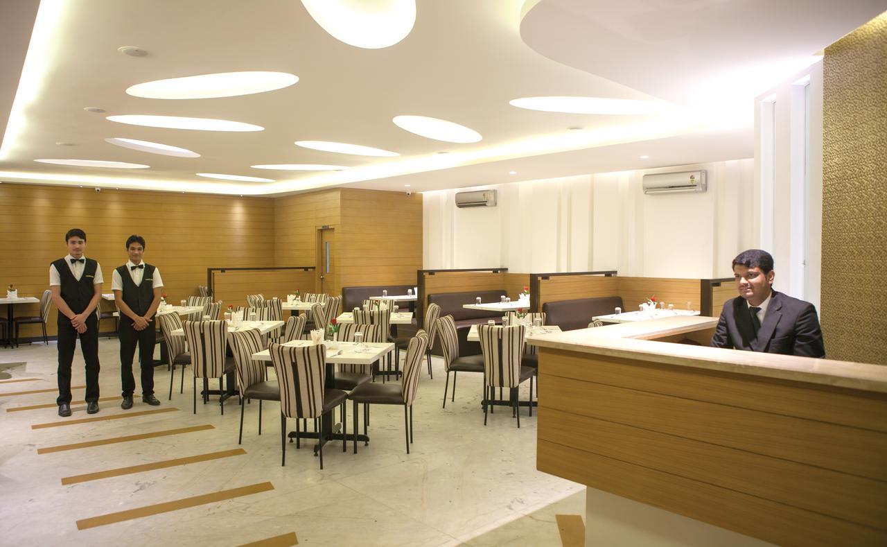 Comfy Luxury Hotel Bengaluru Zewnętrze zdjęcie