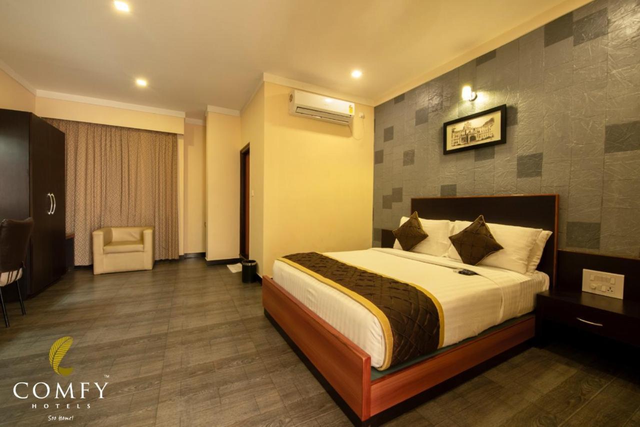 Comfy Luxury Hotel Bengaluru Zewnętrze zdjęcie
